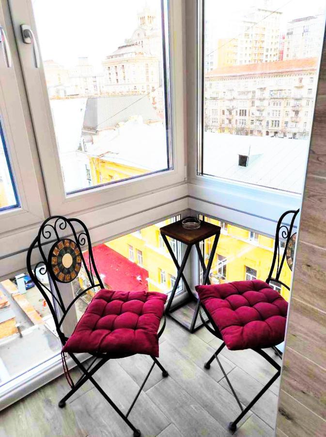 Sauna, Big Jacuzzi , Khreshchatyk Apartments キエフ エクステリア 写真