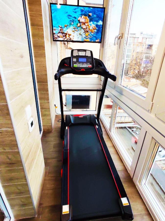 Sauna, Big Jacuzzi , Khreshchatyk Apartments キエフ エクステリア 写真
