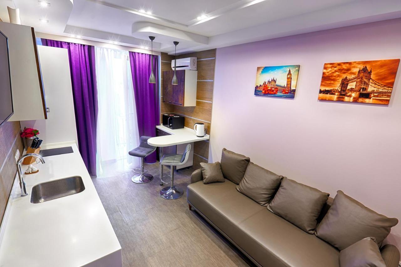 Sauna, Big Jacuzzi , Khreshchatyk Apartments キエフ エクステリア 写真