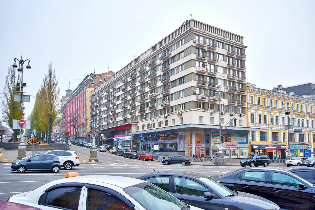 Sauna, Big Jacuzzi , Khreshchatyk Apartments キエフ エクステリア 写真