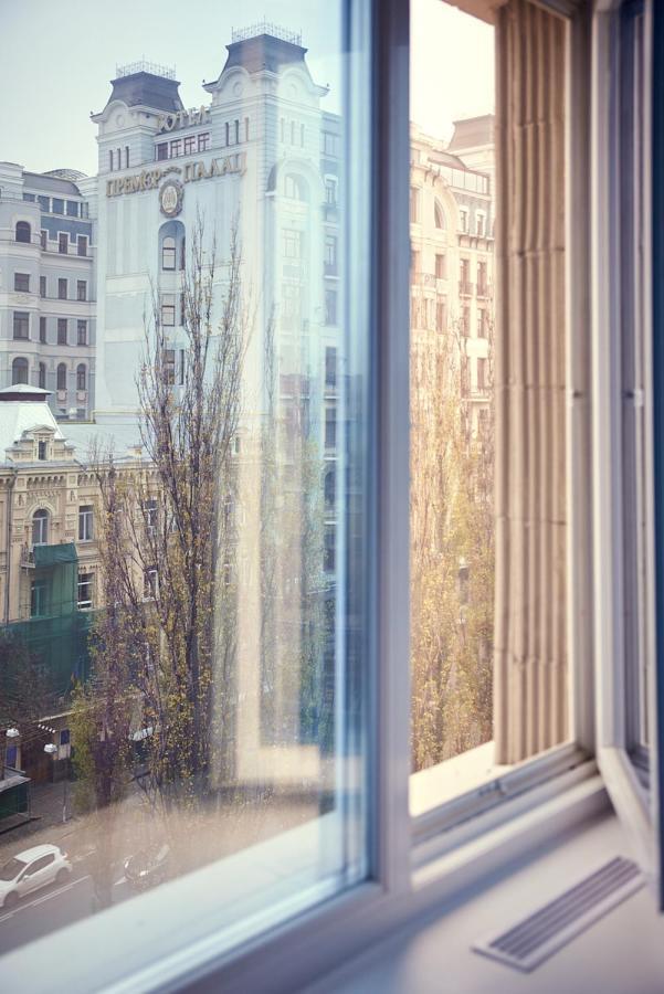 Sauna, Big Jacuzzi , Khreshchatyk Apartments キエフ エクステリア 写真