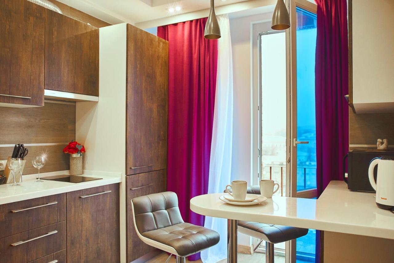 Sauna, Big Jacuzzi , Khreshchatyk Apartments キエフ エクステリア 写真